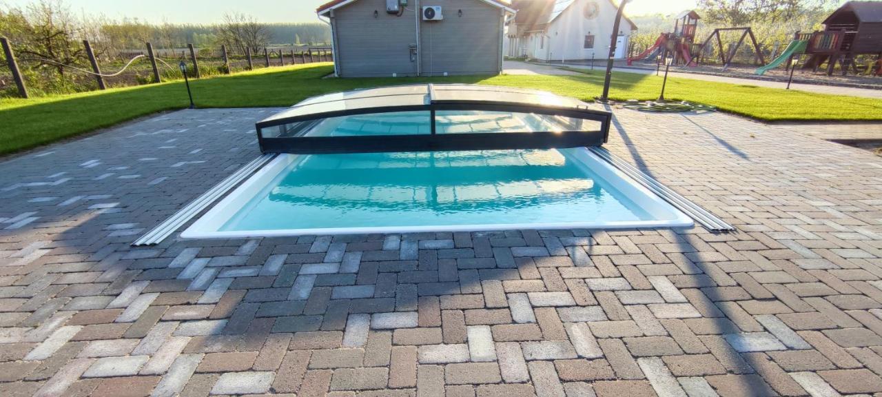Village Garden Family Guest House Tiszakanyár المظهر الخارجي الصورة