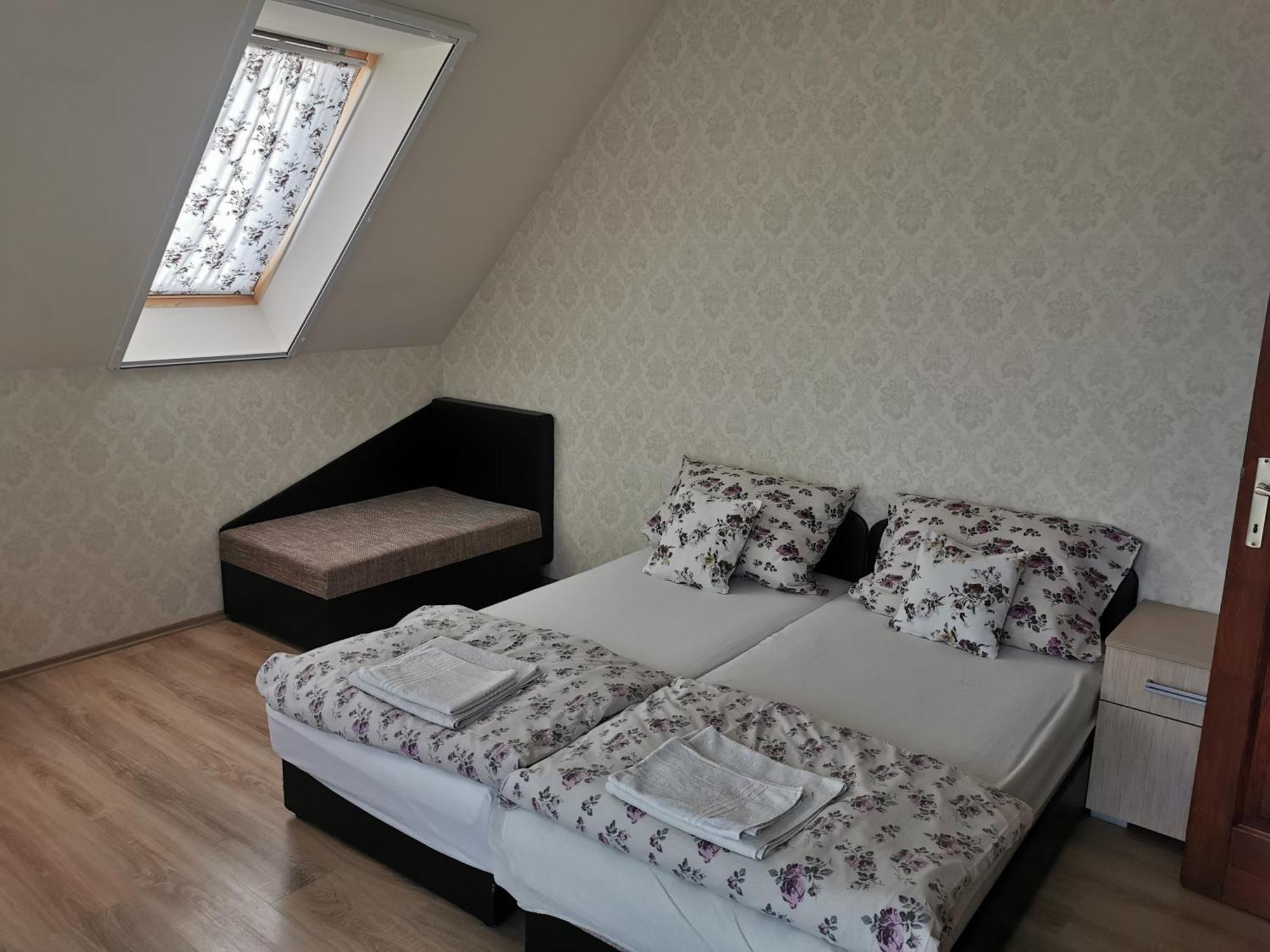 Village Garden Family Guest House Tiszakanyár المظهر الخارجي الصورة